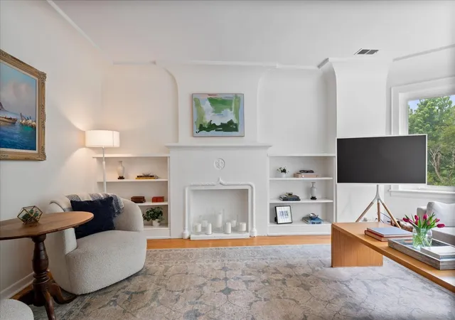 4th image of 1918 Colfax St #3, Evanston, IL 60201 | MLS# 12705323