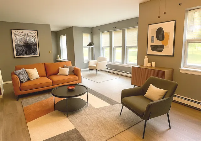 2nd image of 541 E 60th St #1A, Chicago, IL 60637 | MLS# 12705485