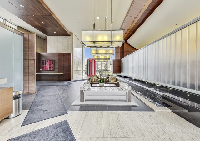 3rd image of 500 W Superior St #1313, Chicago, IL 60654 | MLS# 12705661