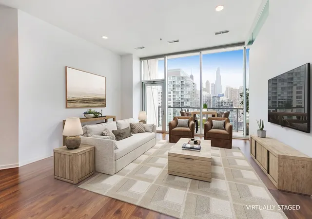 5th image of 500 W Superior St #1313, Chicago, IL 60654 | MLS# 12705661