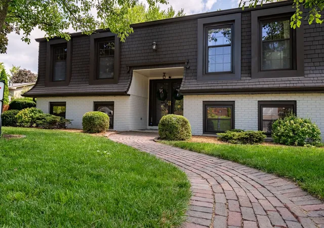 2nd image of 1023 Barton Dr, Normal, IL 61761 | MLS# 12705732