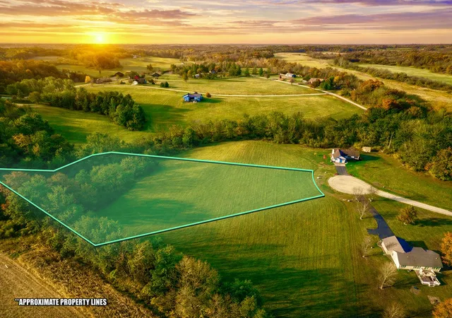 Photo 4 of Land for sale at 9001 Sundance Ct, Savanna, IL 61074 | MLS# 12705752 | Listing updated on 2026-08-19