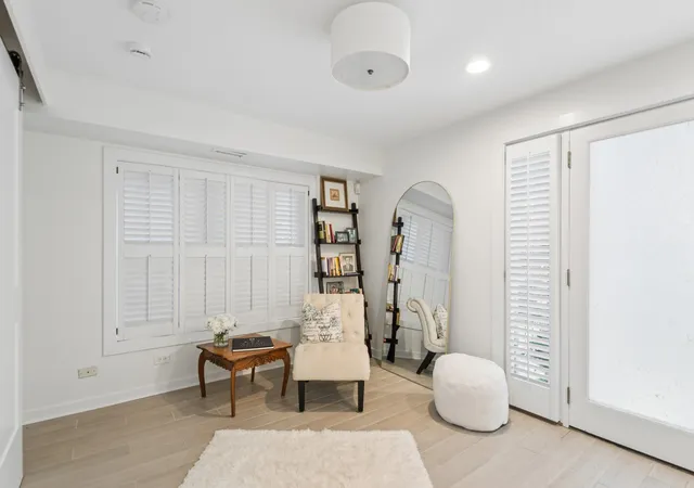 Photo 2 of Single family home for sale at 1958 N Bissell St, Chicago, IL 60614 | MLS# 12705755 | Listing updated on 2026-08-23
