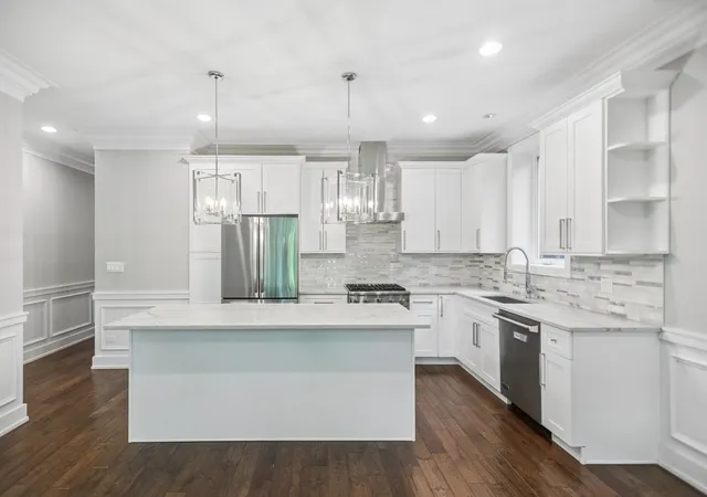 4th image of 1424 W Fillmore St, Chicago, IL 60607