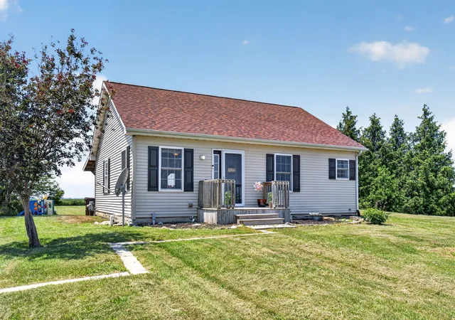 1st image of 1334 S 16000w Rd, Reddick, IL 60961 | MLS# 12705877