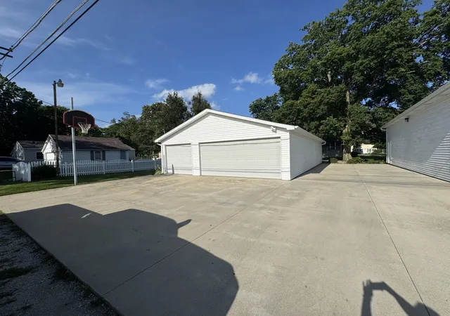 21st image of 69 Hill St, Momence, IL 60954 | MLS# 12705917