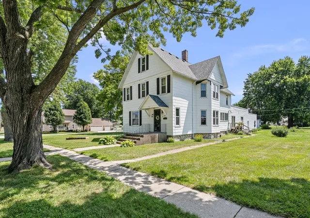 2nd image of 109 E Main St, Atkinson, IL 61235 | MLS# 12705930