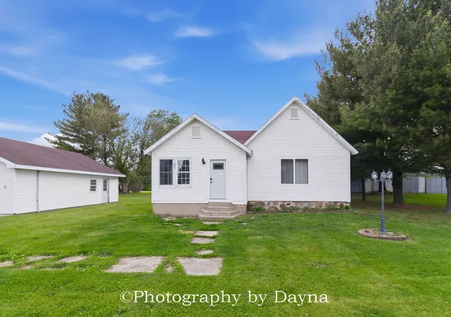2nd image of 201 Nw Lexington St, Iroquois, IL 60945 | MLS# 12705939