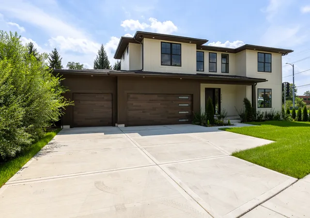 2nd image of 949 Internationale Pkwy, Woodridge, IL 60517 | MLS# 12705981