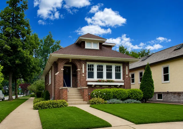 2nd image of 101 16th St, Wilmette, IL 60091 | MLS# 12706001