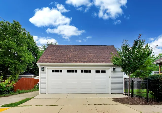 30th image of 101 16th St, Wilmette, IL 60091 | MLS# 12706001