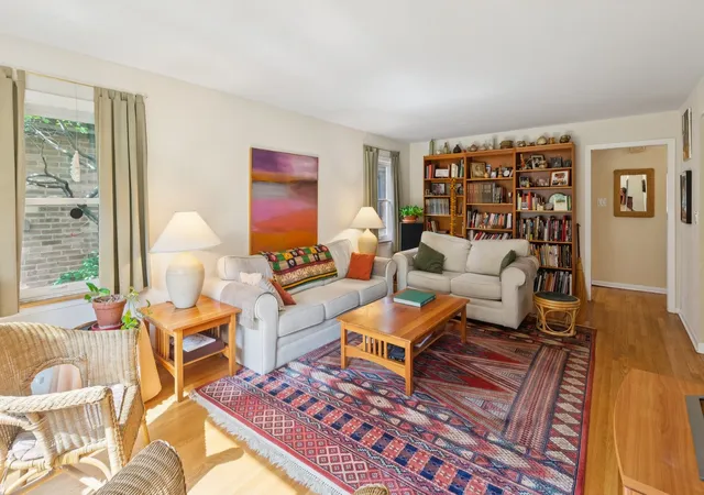 5th image of 2149 Hartrey Ave, Evanston, IL 60201 | MLS# 12706009