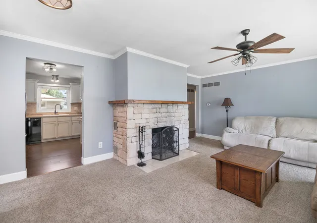 4th image of 922 W Van Meter St, Kankakee, IL 60901 | MLS# 12706019
