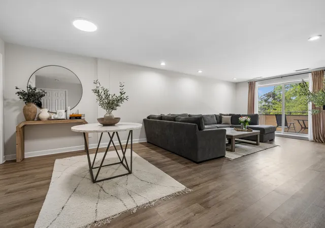 Photo 3 of Condo for sale at 7201 N Lincoln Ave #203, Lincolnwood, IL 60712 | MLS# 12706129 | Listing updated on 2026-09-27