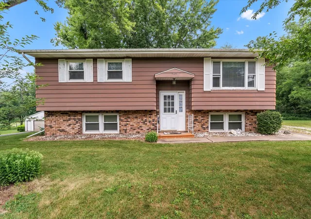 2nd image of 3003 148th Ave W, Milan, IL 61264 | MLS# 12706203