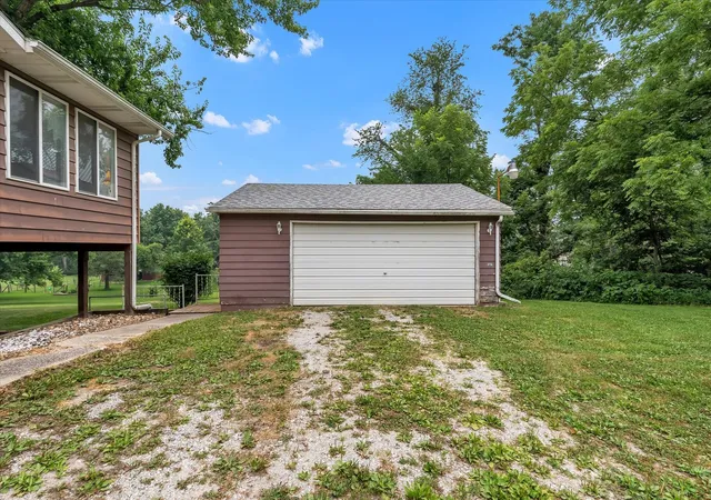 Photo 4 of Sale Pending at 3003 148th Avenue W, Milan, IL 61264 | MLS# 12706203 | Listing updated on 2026-09-02