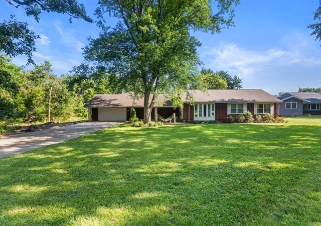 2nd image of 2102 Fogel Rd, Mahomet, IL 61853 | MLS# 12706317