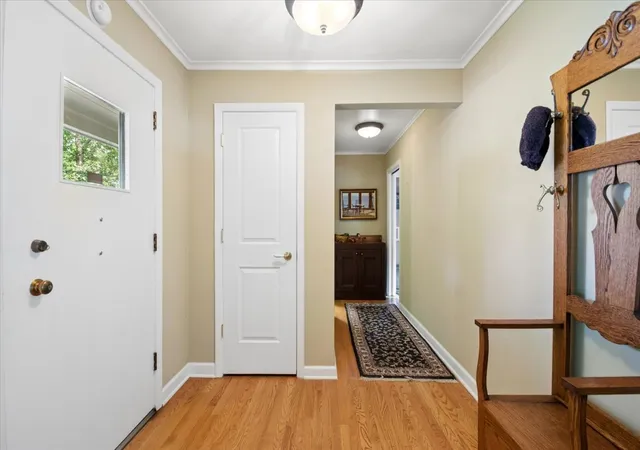 2nd image of 2324 Sumac Cir, Glenview, IL 60025 | MLS# 12706388
