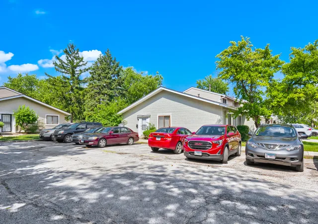 11th image of 2271 Windsor Ln, Country Club Hills, IL 60478 | MLS# 12706434
