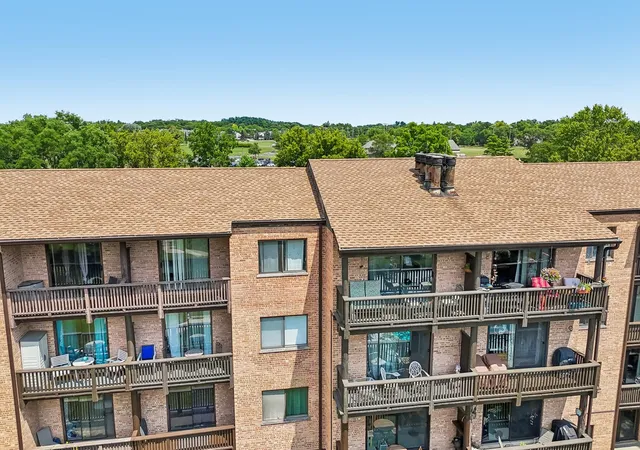 image of 460 N Main St, Wauconda, IL 60084