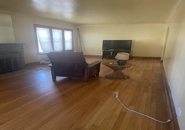 4th image of 812 S 21St Ave, Maywood, IL 60153 | MLS# 12706597