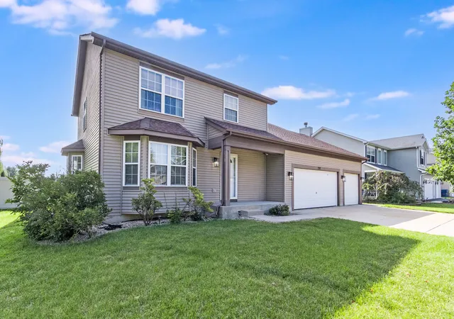 1st image of 732 Oakwood St, Minooka, IL 60447 | MLS# 12706746