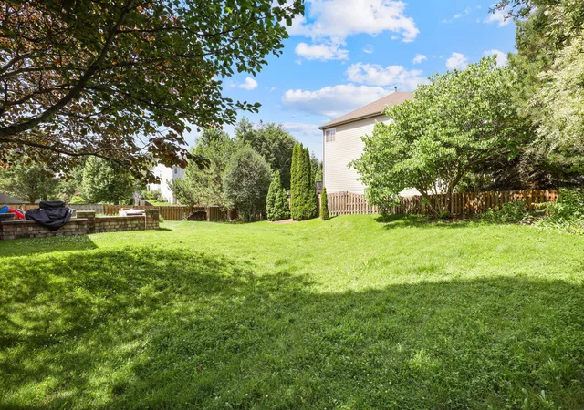 42nd image of 2900 Kelly Dr, Elgin, IL 60124 | MLS# 12706781