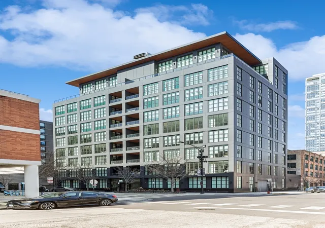 1st image of 900 W Washington Blvd #202, Chicago, IL 60607 | MLS# 12706853