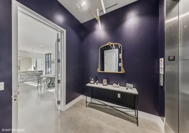 2nd image of 900 W Washington Blvd, Chicago, IL 60607