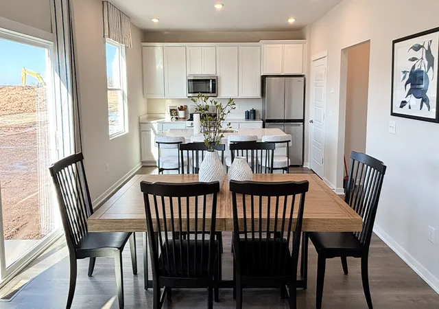 5th image of 522 Freedom Trl, Burlington, WI 53105 | MLS# 12706893