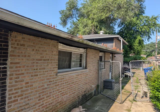 5th image of 14226 S Marquette Ave, Burnham, IL 60633 | MLS# 12706980