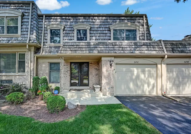 Photo 1 of Sale Pending at 2s742 Ave Cherbourg, Oak Brook, IL 60523 | MLS# 12707042 | Listing updated on 2026-09-02