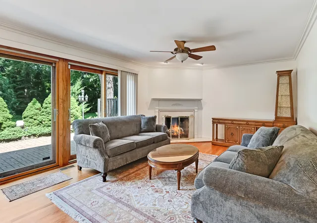 Photo 5 of Sale Pending at 2s742 Ave Cherbourg, Oak Brook, IL 60523 | MLS# 12707042 | Listing updated on 2026-09-02