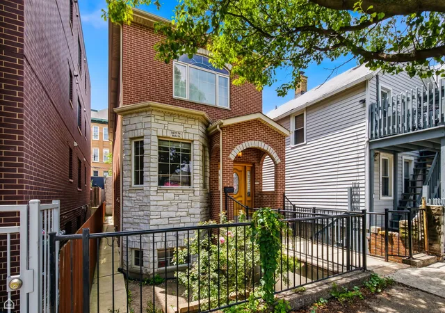 2nd image of 1435 W 16th St, Chicago, IL 60608 | MLS# 12707063