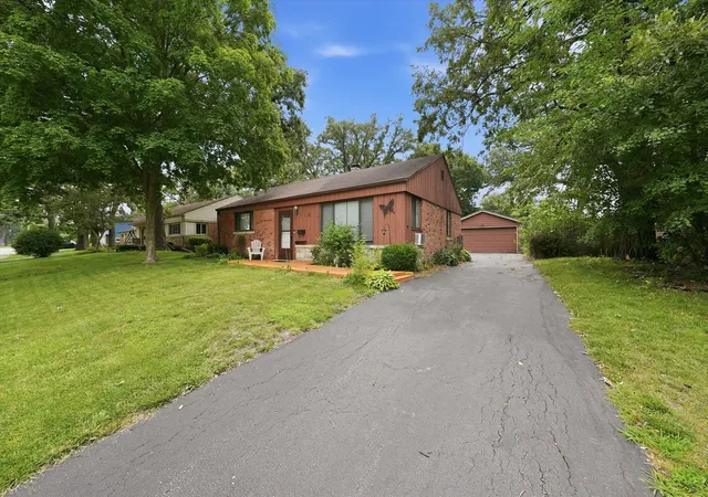 28th image of 319 Oswego St, Park Forest, IL 60466 | MLS# 12707285