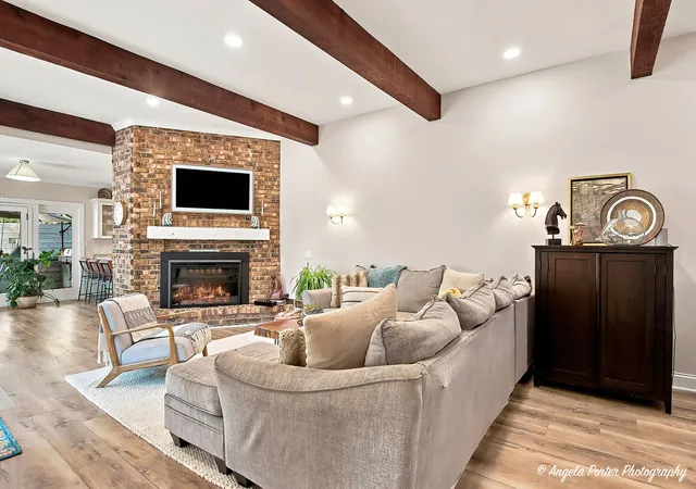 3rd image of 118 Brookbridge Rd, Trout Valley, IL 60013 | MLS# 12707438