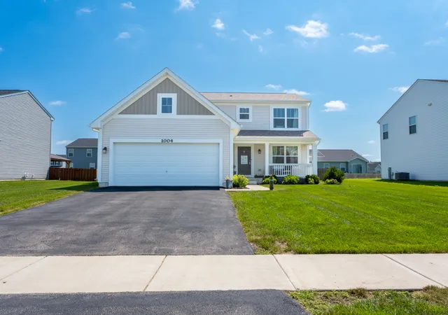 1st image of 1004 Daniel St, Plano, IL 60545 | MLS# 12707614