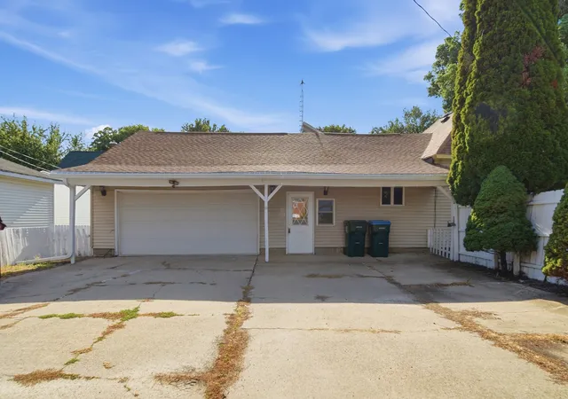 18th image of 809 W 5th St, Rock Falls, IL 61071 | MLS# 12707652