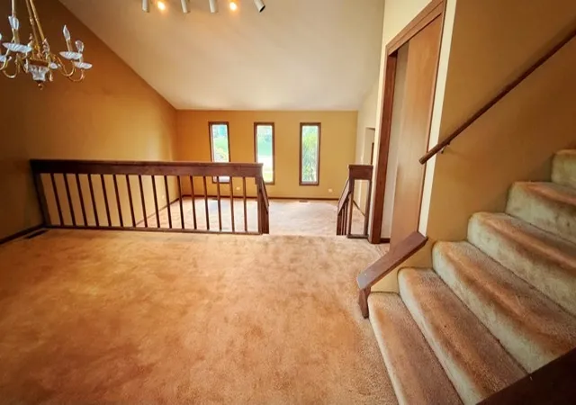 3rd image of 18348 Carriage Ln, Lansing, IL 60438 | MLS# 12707794
