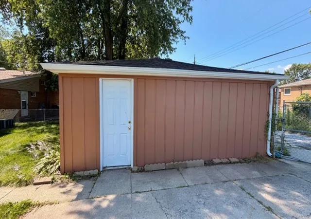 10th image of 14504 Kenwood Ave, Dolton, IL 60419 | MLS# 12707823