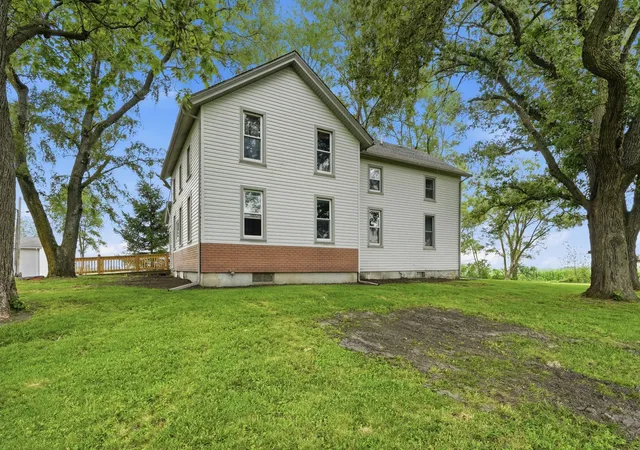 Photo 3 of Single family home for sale at 2737 E Indiana Ave, Beecher, IL 60401 | MLS# 12707847 | Listing updated on 2026-09-02