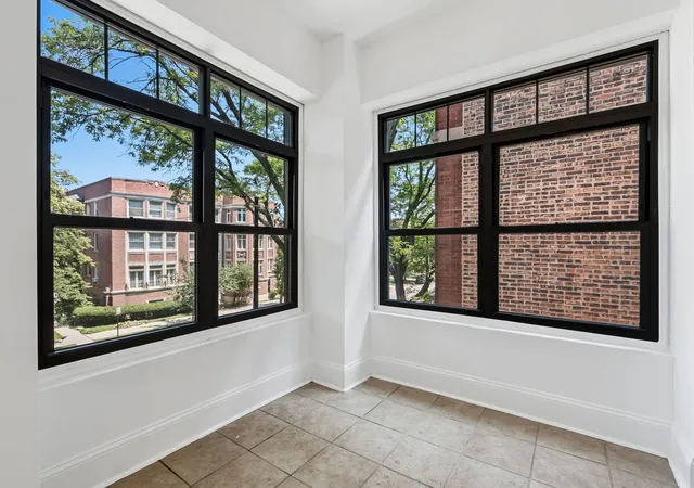 5th image of 1227 E Hyde Park Blvd #2, Chicago, IL 60615 | MLS# 12708029