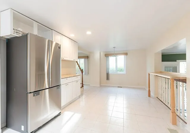 5th image of 919 Greenwood Ave, Deerfield, IL 60015 | MLS# 12708088