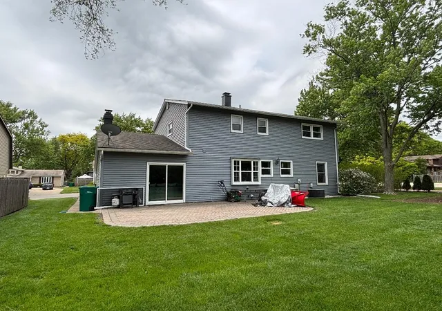 5th image of 22 University Dr, Buffalo Grove, IL 60089 | MLS# 12708238