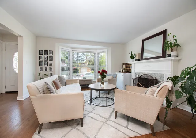 Photo 2 of Single family home for sale at 7141 N Kedvale Ave, Lincolnwood, IL 60712 | MLS# 12708256 | Listing updated on 2026-09-04