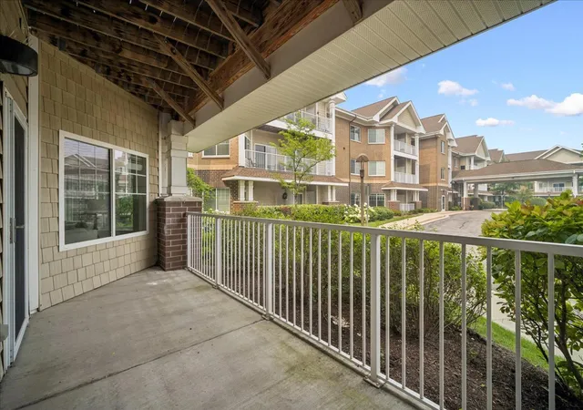 24th image of 2220 Founders Dr #119, Northbrook, IL 60062 | MLS# 12708320