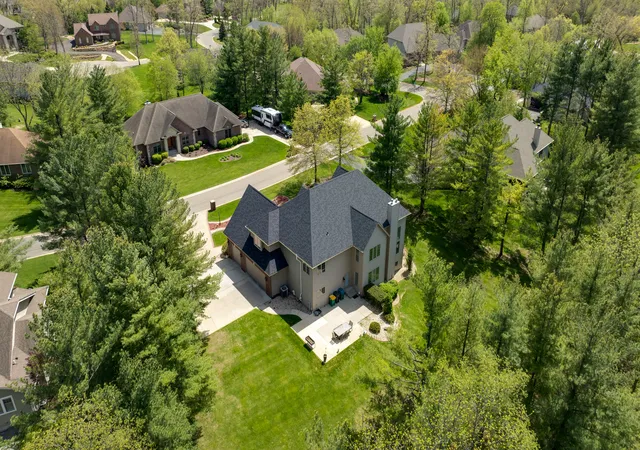2nd image of 7418 Timber Ridge Rd, Roscoe, IL 61073 | MLS# 12708369