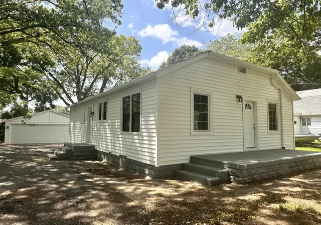 1st image of 1607 Shaft St, Streator, IL 61364 | MLS# 12708412