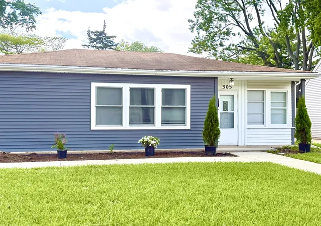 1st image of 305 S Van Doren St, Champaign, IL 61820 | MLS# 12708450