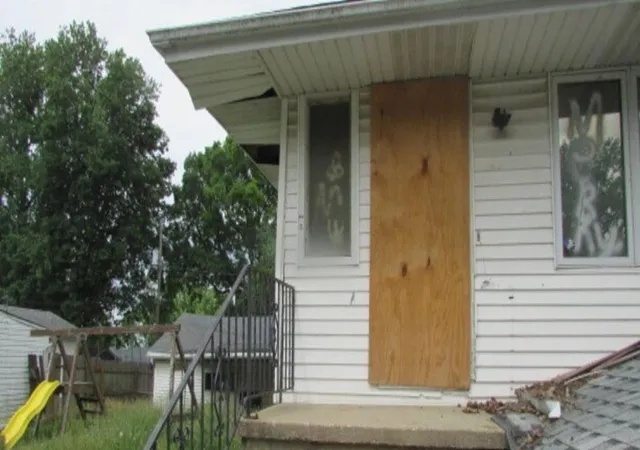 Photo 2 of Single family home for sale at 1331 S Maffit St, Decatur, IL 62521 | MLS# 12708637 | Listing updated on 2026-08-22